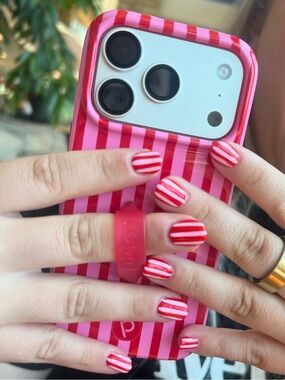 Loopy Case Pink 17 Pro Pink & Red Stripe